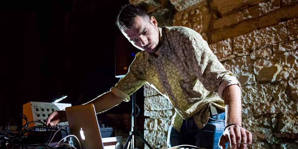 BOSNYAK / electronic live act