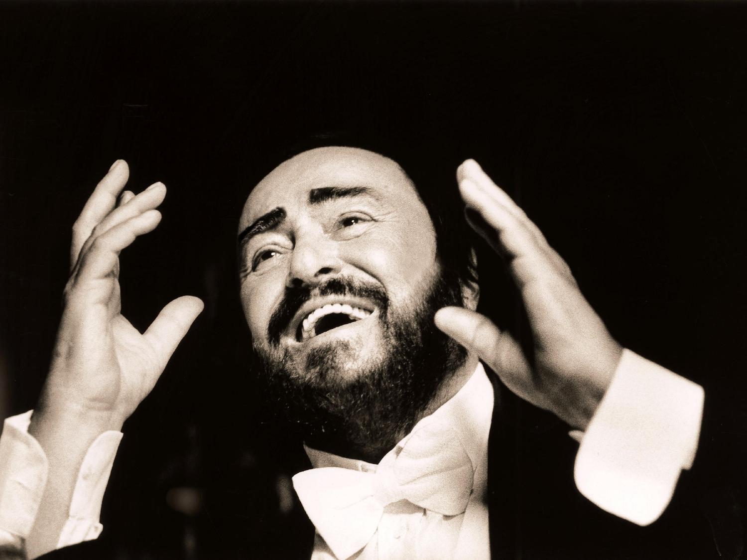 PAVAROTTI