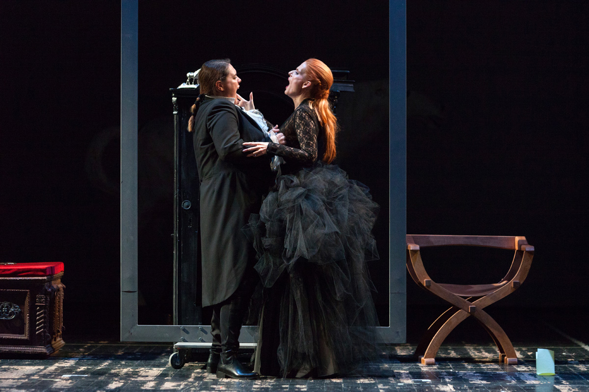 Caccia lontana / Daleki lov