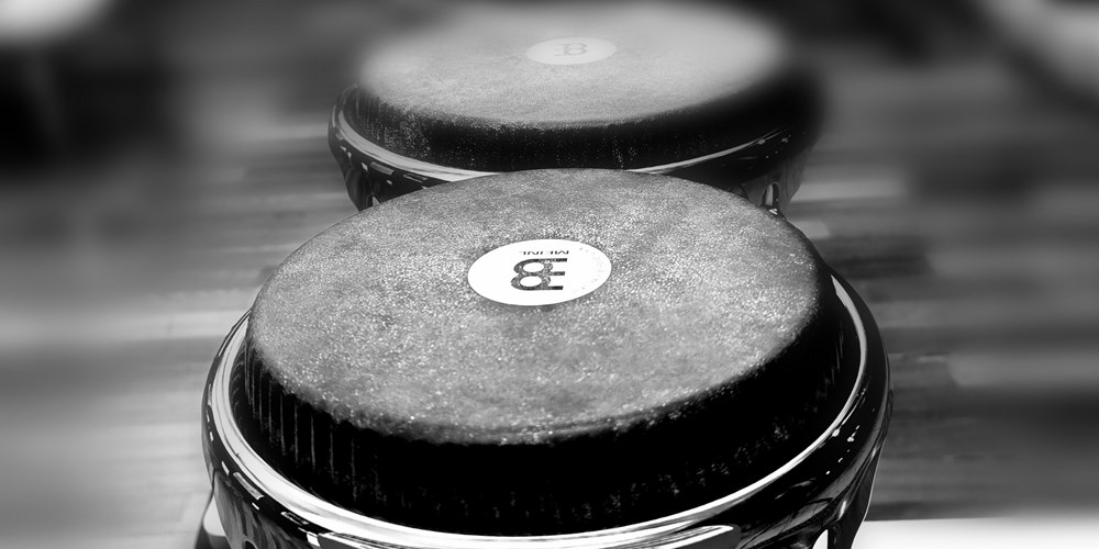 DRUMMING 0.1 / Alex Brajković