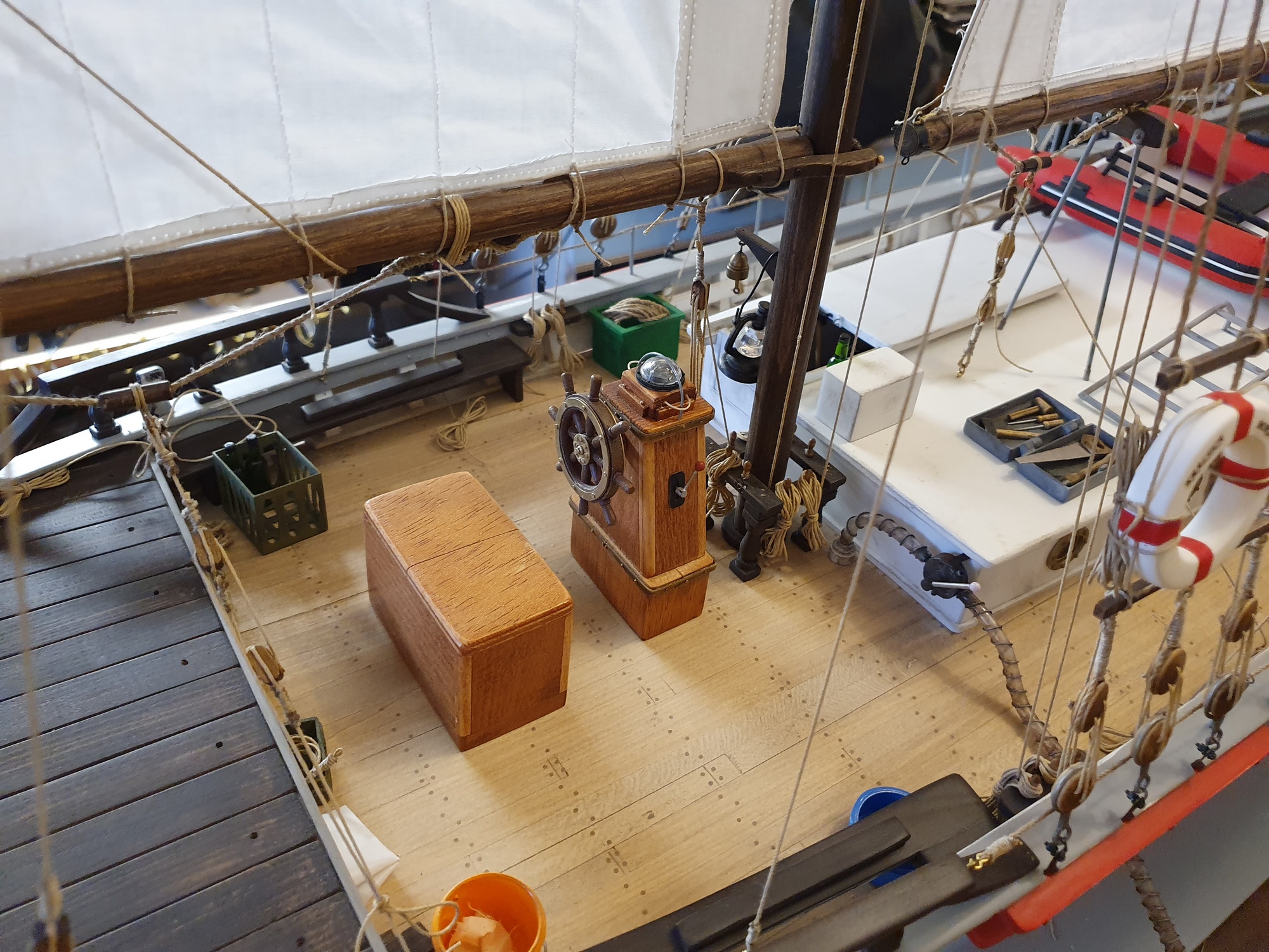 RICHARD PERŠIĆ / Svijet u malom, od tradicionalnog do modernog