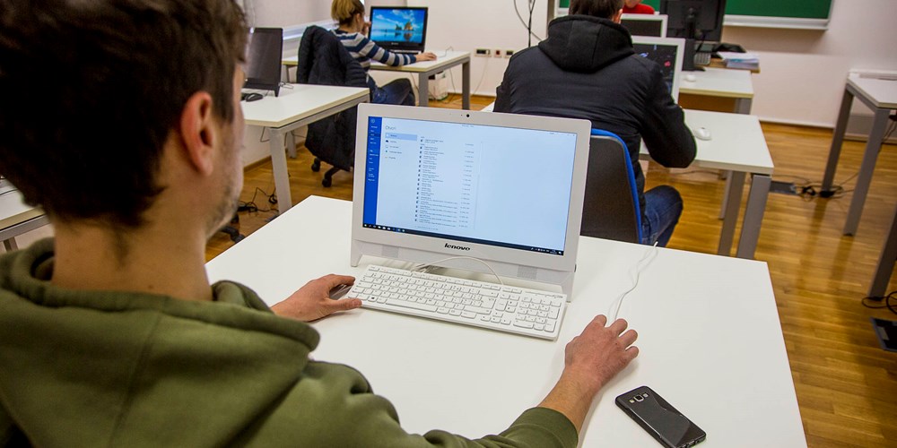 Asistent za upravljanje projektima - nije u sustavu vaučera