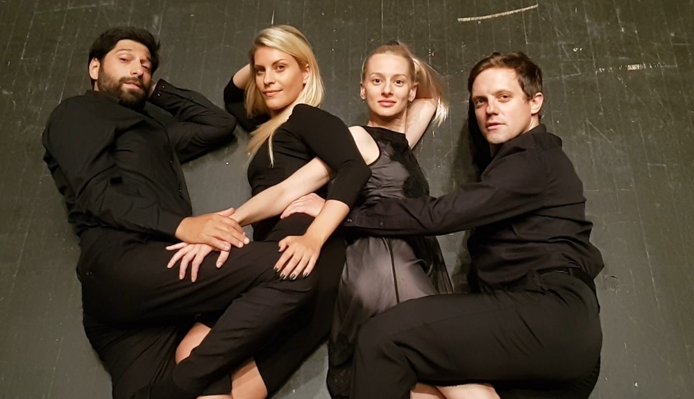 4 POZE, SRETAN SVRŠETAK